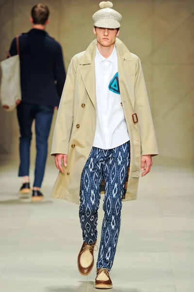 Look 23